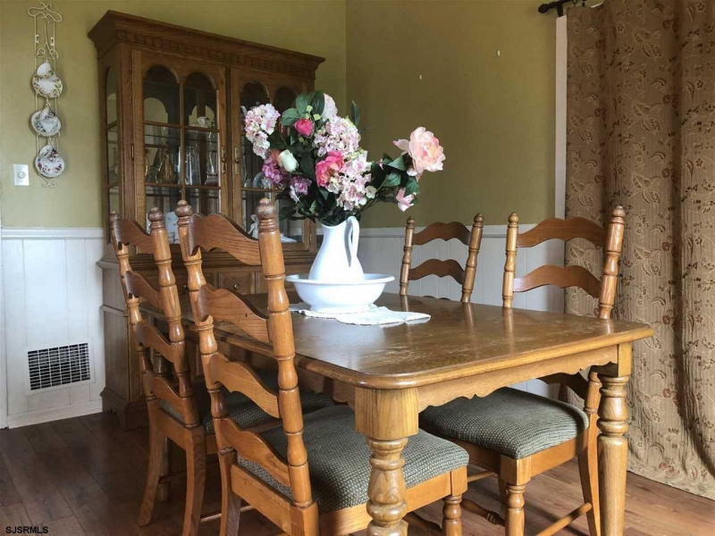 616 Philadelphia Ave, Egg Harbor City, New Jersey 08215, 4 Bedrooms Bedrooms, 13 Rooms Rooms,3 BathroomsBathrooms,Residential,For Sale,Philadelphia Ave,541373