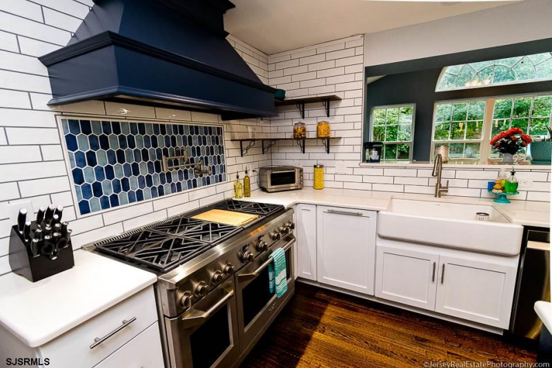 44 Gallant Fox Ln, Egg Harbor Township, New Jersey 08234, 4 Bedrooms Bedrooms, 11 Rooms Rooms,2 BathroomsBathrooms,Residential,For Sale,Gallant Fox Ln,541329