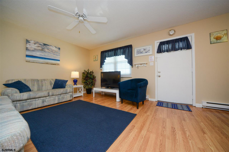 825 Plymouth, Ocean City, New Jersey 08226, 2 Bedrooms Bedrooms, 5 Rooms Rooms,1 BathroomBathrooms,Condominium,For Sale,Plymouth,543739