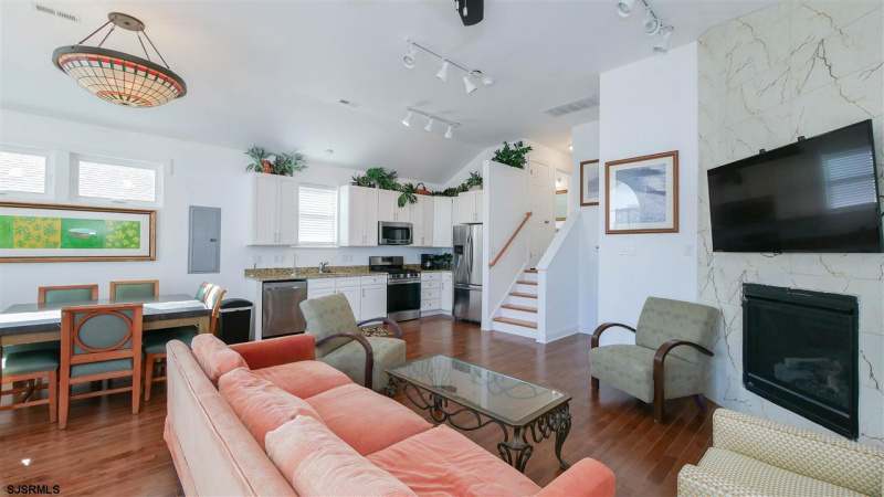 3314 Asbury, Ocean City, New Jersey 08226, 3 Bedrooms Bedrooms, 7 Rooms Rooms,2 BathroomsBathrooms,Condominium,For Sale,Asbury,543749