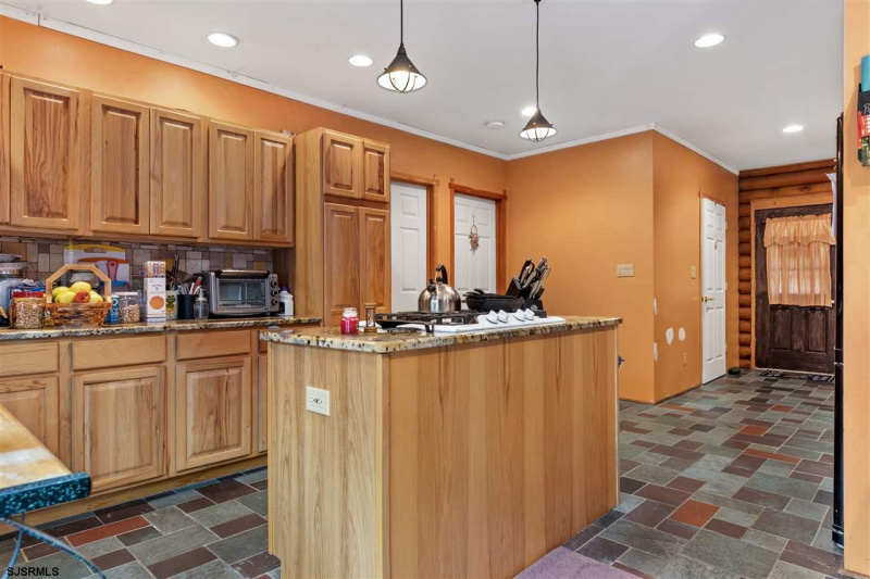 722 Belmar Ave, Galloway Township, New Jersey 08205, 3 Bedrooms Bedrooms, 5 Rooms Rooms,2 BathroomsBathrooms,Residential,For Sale,Ave,540170