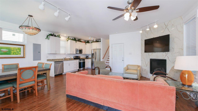 3312 Asbury, Ocean City, New Jersey 08226, 3 Bedrooms Bedrooms, 7 Rooms Rooms,2 BathroomsBathrooms,Condominium,For Sale,Asbury,543762