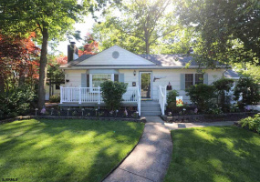 129 Alameda, Absecon, New Jersey 08201, 3 Bedrooms Bedrooms, 8 Rooms Rooms,2 BathroomsBathrooms,Residential,For Sale,Alameda,541316