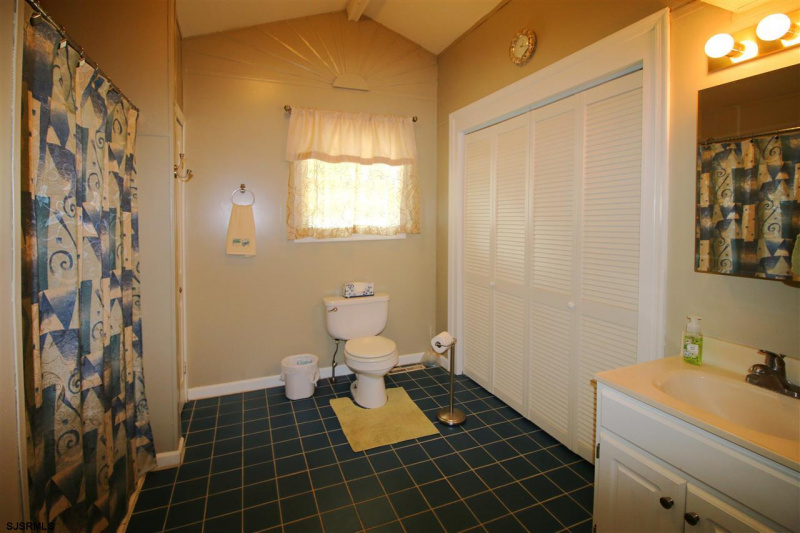 6313 Oliver, Mays Landing, New Jersey 08330, 2 Bedrooms Bedrooms, 5 Rooms Rooms,1 BathroomBathrooms,Residential,For Sale,Oliver,540614