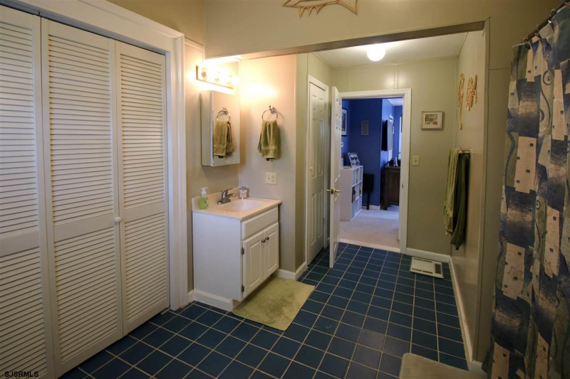 6313 Oliver, Mays Landing, New Jersey 08330, 2 Bedrooms Bedrooms, 5 Rooms Rooms,1 BathroomBathrooms,Residential,For Sale,Oliver,540614