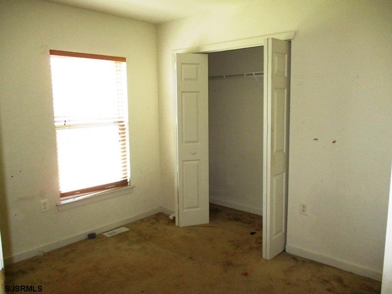 328 Pennsylvania, Atlantic City, New Jersey 08401, 3 Bedrooms Bedrooms, 6 Rooms Rooms,2 BathroomsBathrooms,Residential,For Sale,Pennsylvania,540466