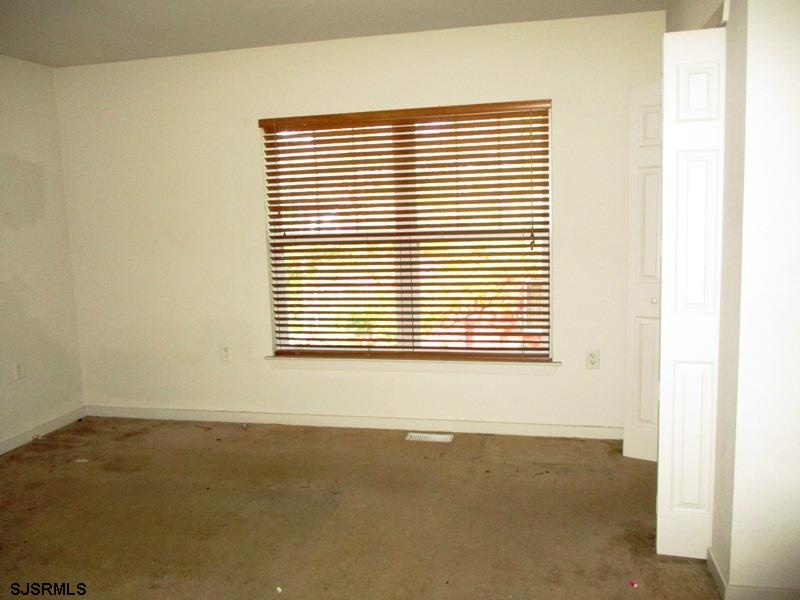 328 Pennsylvania, Atlantic City, New Jersey 08401, 3 Bedrooms Bedrooms, 6 Rooms Rooms,2 BathroomsBathrooms,Residential,For Sale,Pennsylvania,540466