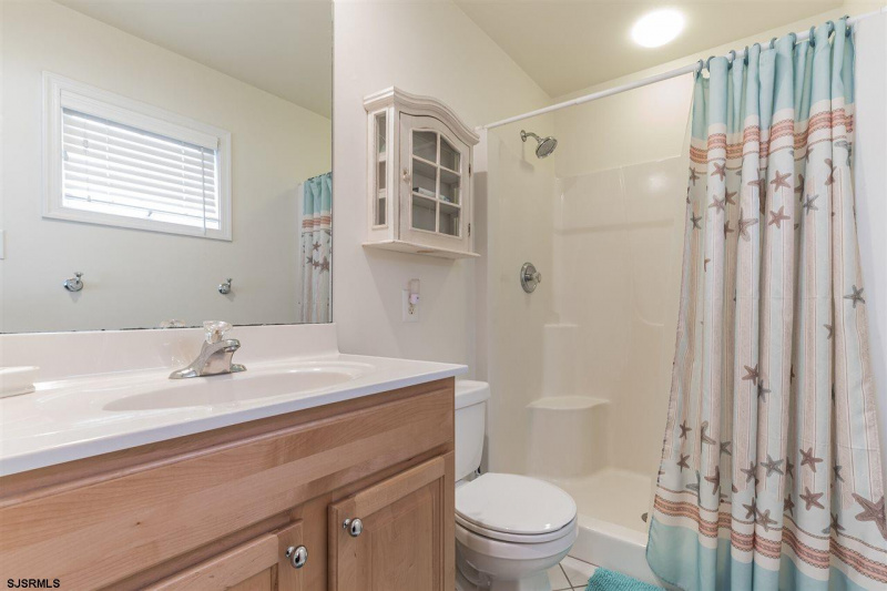 5 Ocean, Ocean City, New Jersey 08226, 3 Bedrooms Bedrooms, 6 Rooms Rooms,2 BathroomsBathrooms,Condominium,For Sale,Ocean,543984