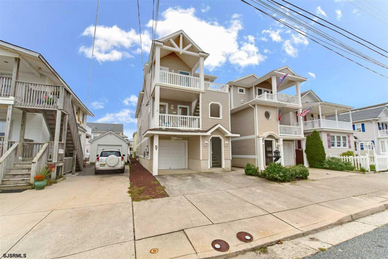 5 Ocean, Ocean City, New Jersey 08226, 3 Bedrooms Bedrooms, 6 Rooms Rooms,2 BathroomsBathrooms,Condominium,For Sale,Ocean,543984