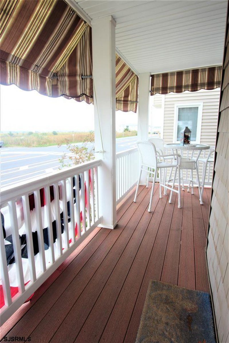 4305 West, Ocean City, New Jersey 08226, 3 Bedrooms Bedrooms, 8 Rooms Rooms,2 BathroomsBathrooms,Condominium,For Sale,West,544002