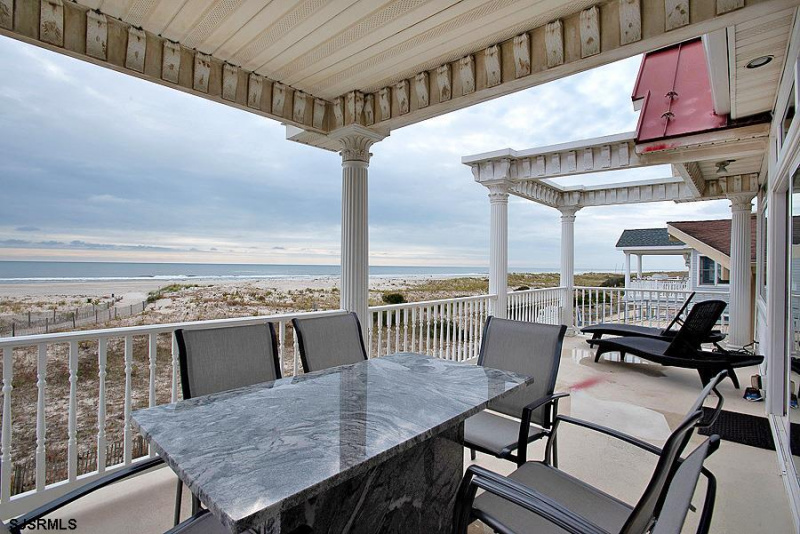 3927 Central Ave, Ocean City, New Jersey 08226, 4 Bedrooms Bedrooms, 8 Rooms Rooms,3 BathroomsBathrooms,Condominium,For Sale,Central Ave,544035