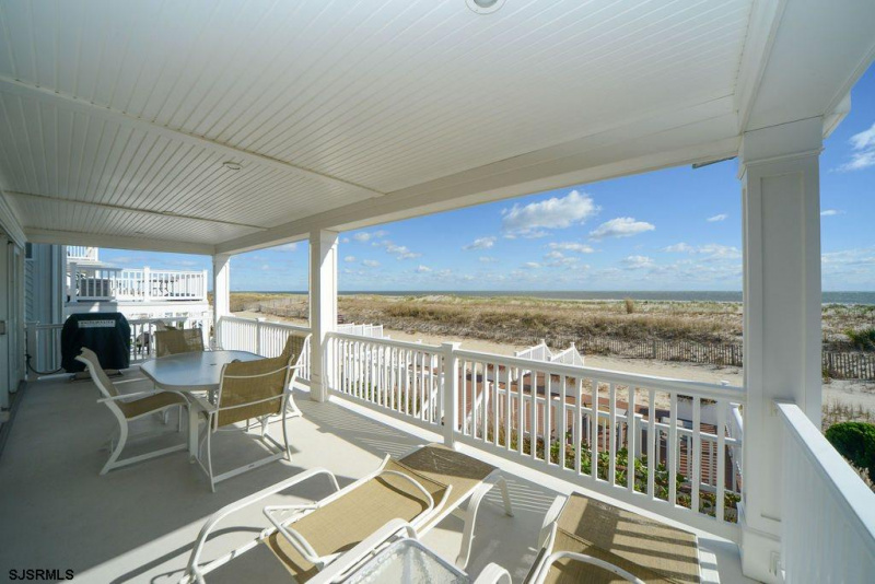 5041 Central Avenue, Ocean City, New Jersey 08226, 4 Bedrooms Bedrooms, 9 Rooms Rooms,4 BathroomsBathrooms,Condominium,For Sale,Central Avenue,544040