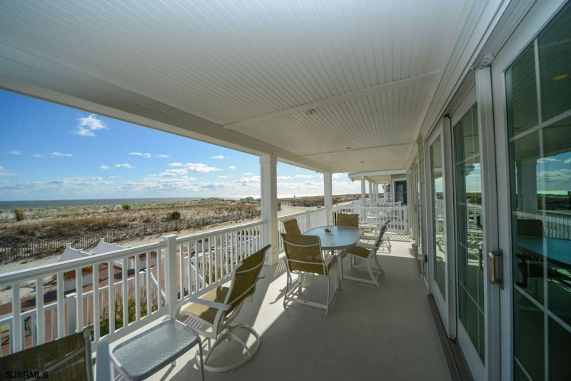 5041 Central Avenue, Ocean City, New Jersey 08226, 4 Bedrooms Bedrooms, 9 Rooms Rooms,4 BathroomsBathrooms,Condominium,For Sale,Central Avenue,544040