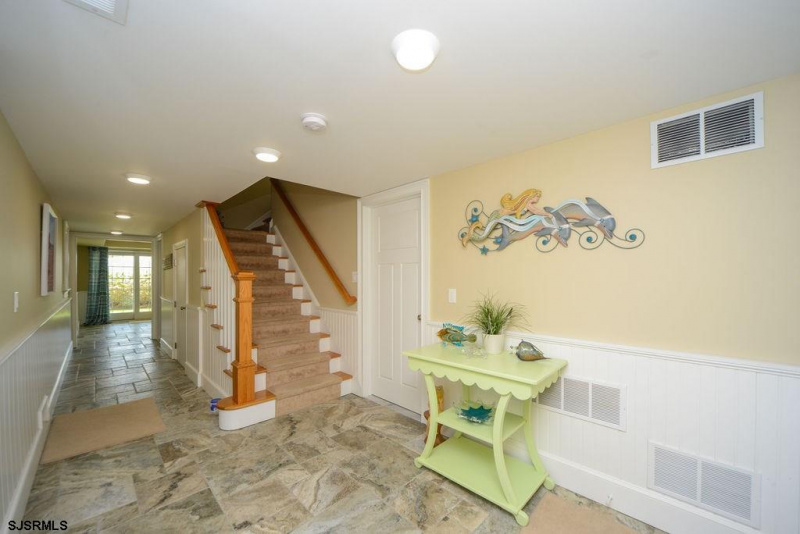 5041 Central Avenue, Ocean City, New Jersey 08226, 4 Bedrooms Bedrooms, 9 Rooms Rooms,4 BathroomsBathrooms,Condominium,For Sale,Central Avenue,544040