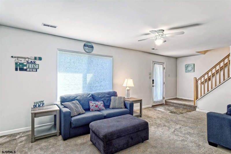 106 8th St N, Brigantine, New Jersey 08203, 3 Bedrooms Bedrooms, 7 Rooms Rooms,1 BathroomBathrooms,Condominium,For Sale,8th St N,538043