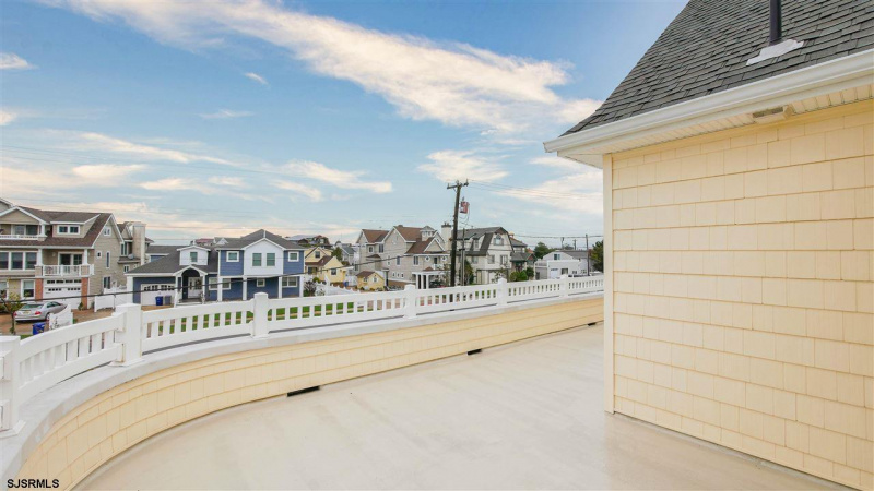 102 Battersea, Ocean City, New Jersey 08226, 5 Bedrooms Bedrooms, 13 Rooms Rooms,3 BathroomsBathrooms,Residential,For Sale,Battersea,544136