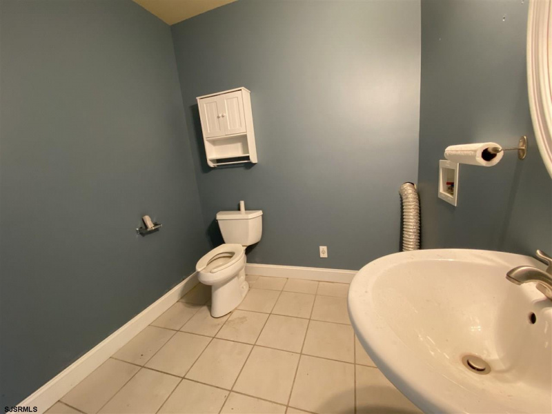 648 West Avenue, Ocean City, New Jersey 08226, ,1 BathroomBathrooms,Commercial/industrial,For Sale,West Avenue,538146