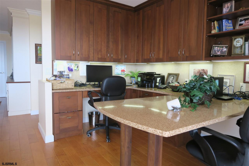 5000 BOARDWALK, Ventnor, New Jersey 08406, 3 Bedrooms Bedrooms, 9 Rooms Rooms,3 BathroomsBathrooms,Condominium,For Sale,BOARDWALK,540928