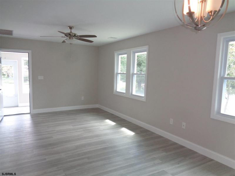 1048 Route 9 South, Marmora, New Jersey 08223, 2 Bedrooms Bedrooms, 4 Rooms Rooms,1 BathroomBathrooms,Residential,For Sale,Route 9 South,541994