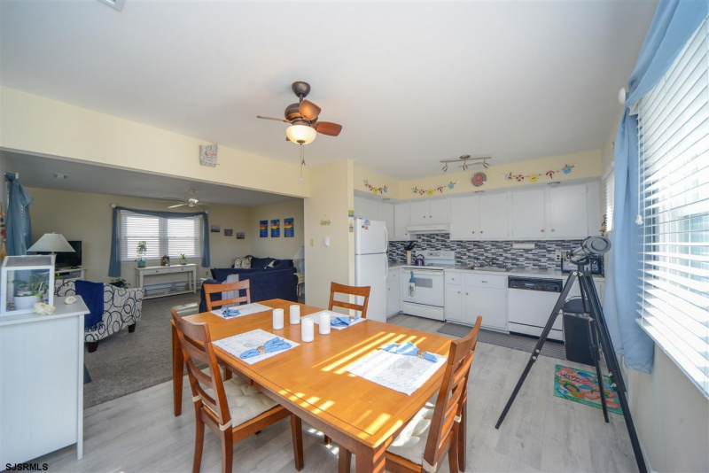 3227 Bay, Ocean City, New Jersey 08226, 3 Bedrooms Bedrooms, 8 Rooms Rooms,2 BathroomsBathrooms,Condominium,For Sale,Bay,544261