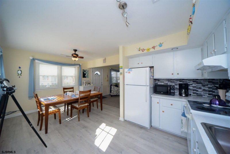 3227 Bay, Ocean City, New Jersey 08226, 3 Bedrooms Bedrooms, 8 Rooms Rooms,2 BathroomsBathrooms,Condominium,For Sale,Bay,544261