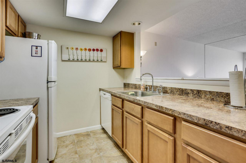 4500 Brigantine, Brigantine, New Jersey 08203, 2 Bedrooms Bedrooms, 5 Rooms Rooms,2 BathroomsBathrooms,Condominium,For Sale,Brigantine,541887