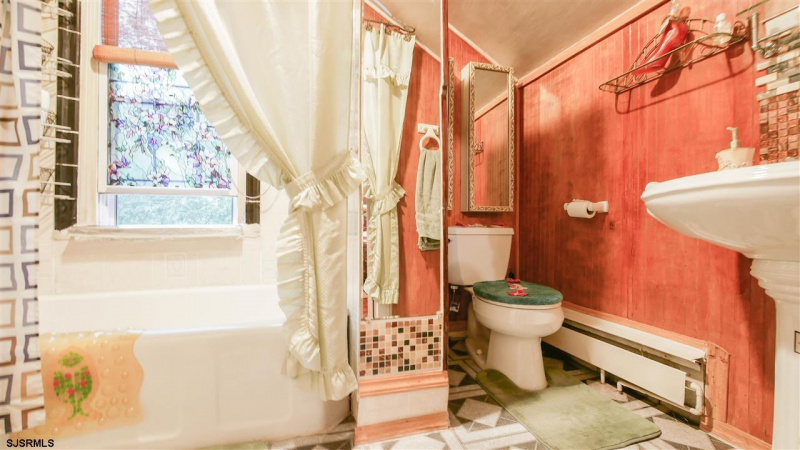 701 Woodland, Pleasantville, New Jersey 08232, 3 Bedrooms Bedrooms, 7 Rooms Rooms,1 BathroomBathrooms,Residential,For Sale,Woodland,539511