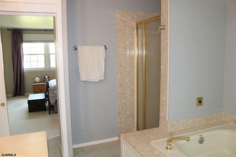 403 Burning Tree Blvd, Absecon, New Jersey 08201, 3 Bedrooms Bedrooms, 9 Rooms Rooms,2 BathroomsBathrooms,Residential,For Sale,Burning Tree Blvd,539675