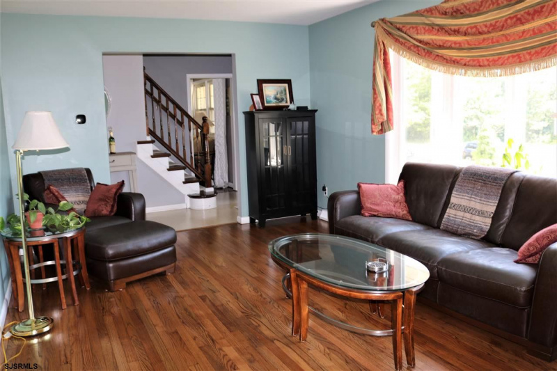 403 Burning Tree Blvd, Absecon, New Jersey 08201, 3 Bedrooms Bedrooms, 9 Rooms Rooms,2 BathroomsBathrooms,Residential,For Sale,Burning Tree Blvd,539675
