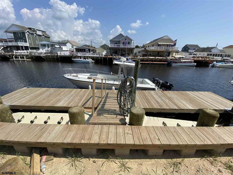 18 Hudson Dr, Little Egg Harbor Township, New Jersey 08087, 4 Bedrooms Bedrooms, 10 Rooms Rooms,2 BathroomsBathrooms,Residential,For Sale,Hudson Dr,540913