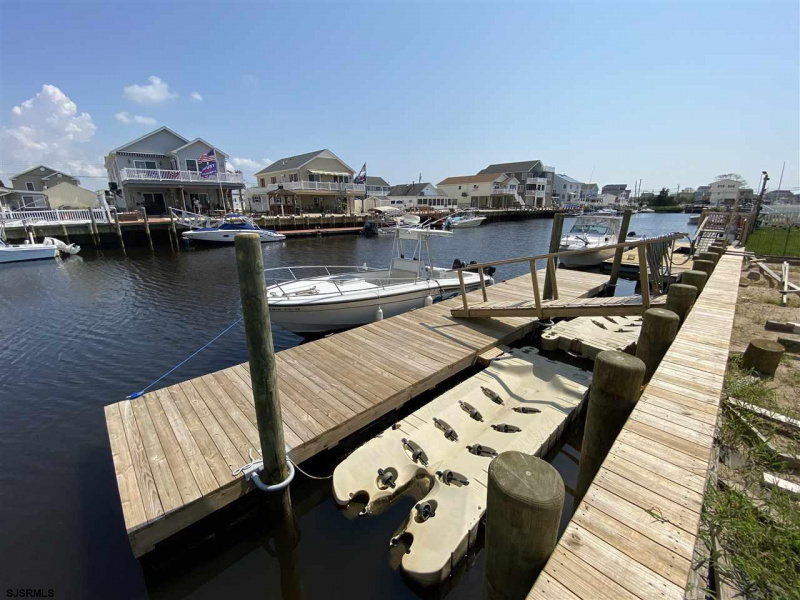 18 Hudson Dr, Little Egg Harbor Township, New Jersey 08087, 4 Bedrooms Bedrooms, 10 Rooms Rooms,2 BathroomsBathrooms,Residential,For Sale,Hudson Dr,540913
