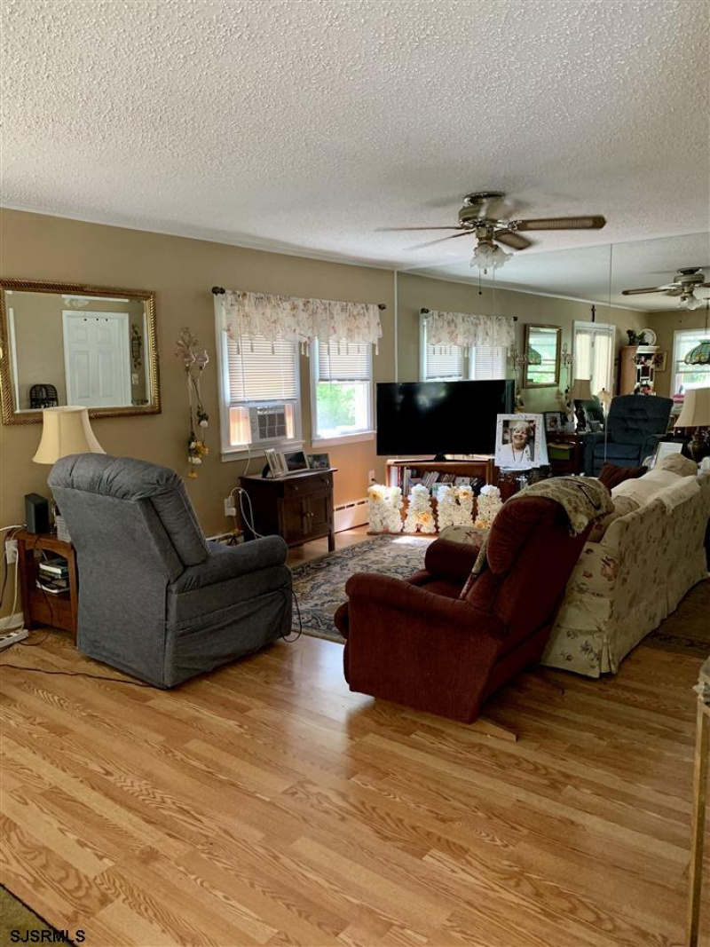 6135 West Jersey, Egg Harbor Township, New Jersey 08234, 3 Bedrooms Bedrooms, 9 Rooms Rooms,2 BathroomsBathrooms,Residential,For Sale,West Jersey,542189