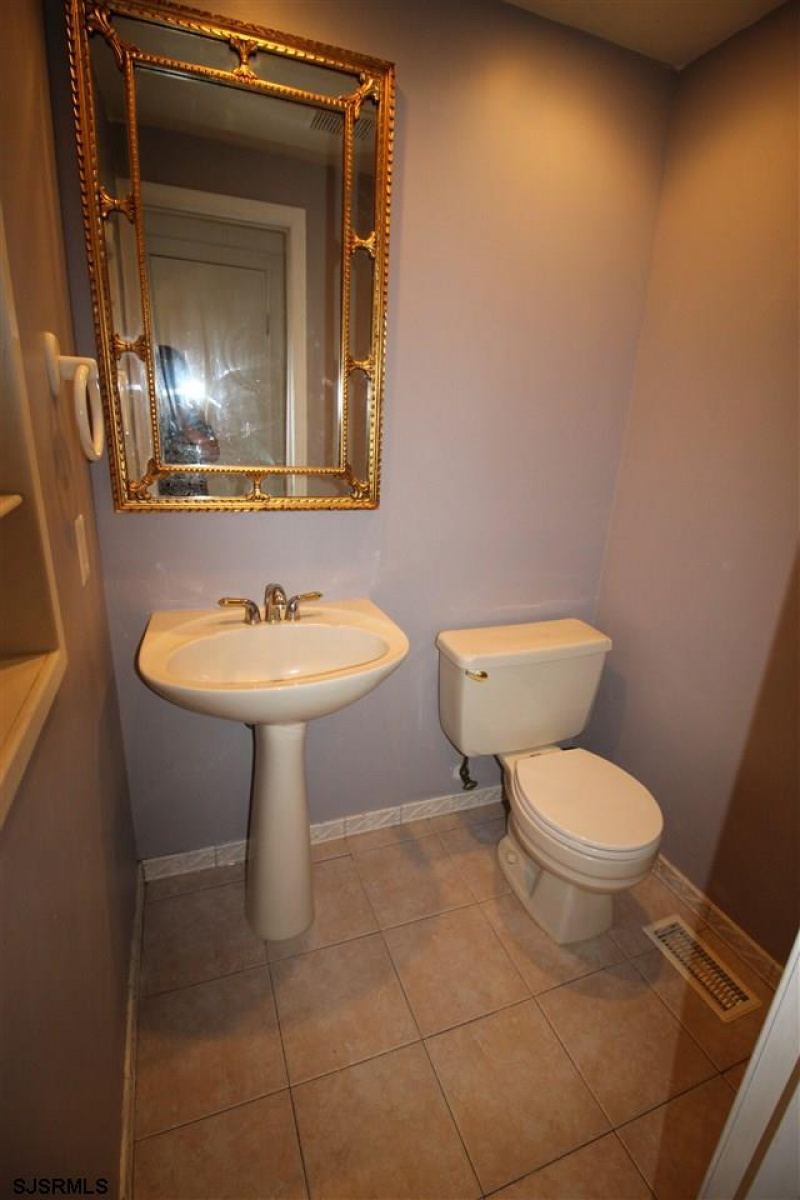 712 Nacote Ck, Galloway Township, New Jersey 08205, 3 Bedrooms Bedrooms, 8 Rooms Rooms,2 BathroomsBathrooms,Residential,For Sale,Nacote Ck,543368