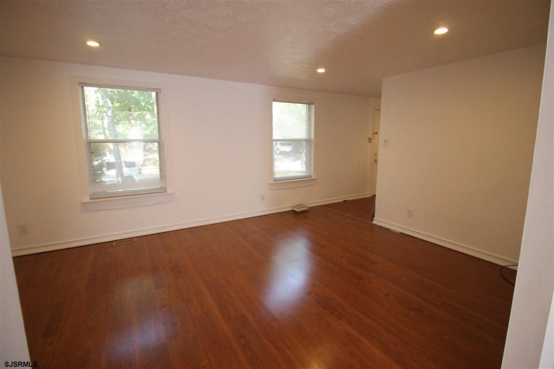 712 Nacote Ck, Galloway Township, New Jersey 08205, 3 Bedrooms Bedrooms, 8 Rooms Rooms,2 BathroomsBathrooms,Residential,For Sale,Nacote Ck,543368