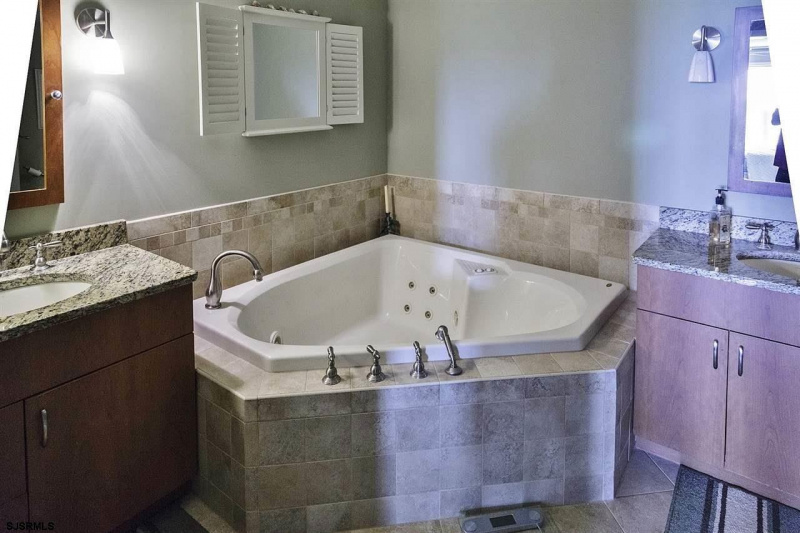 4800 Harbor Beach, New Jersey 08203, 2 Bedrooms Bedrooms, 5 Rooms Rooms,2 BathroomsBathrooms,Rental non-commercial,For Sale,Harbor Beach,507103